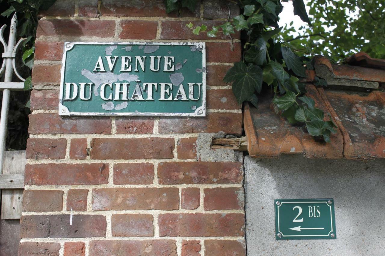 Avenue Du Chateau Saint-Just  Екстериор снимка